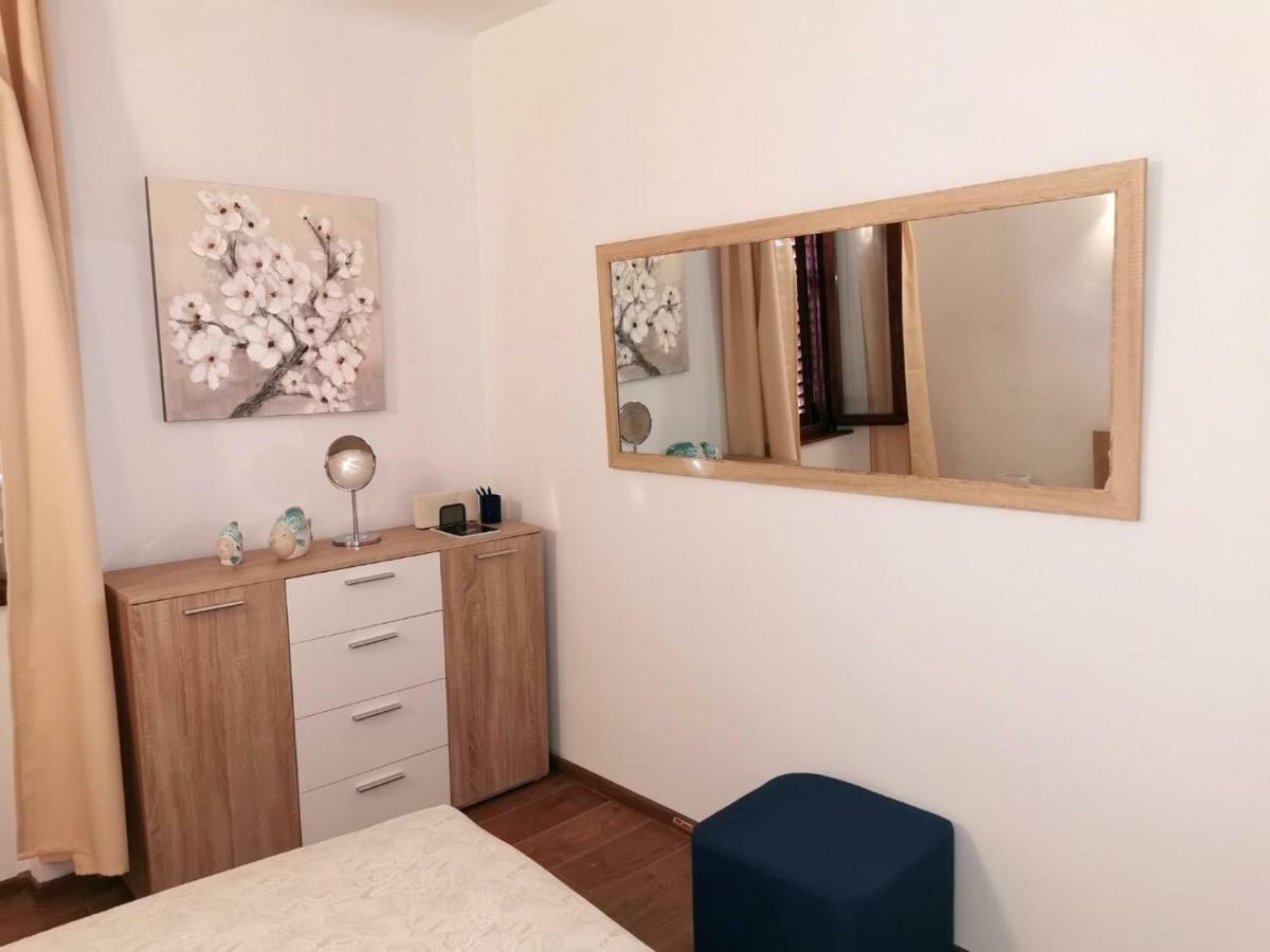 A Charming One-Bedroom Apartment In The Heart Of 'Rovinj' Экстерьер фото